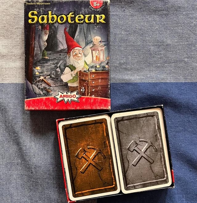 Portada de Saboteur (abierto)
